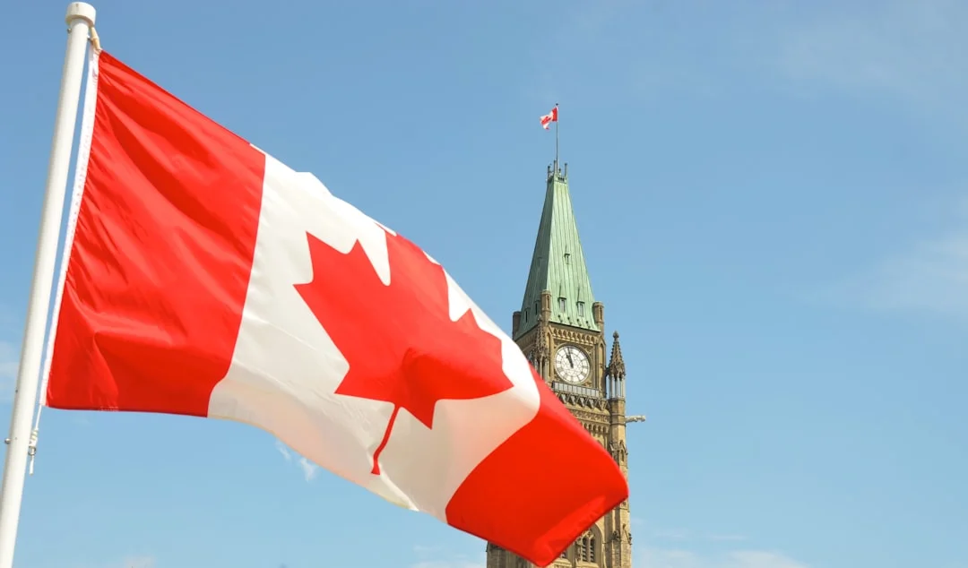 Documentos necessários para a aplicação do Open Work Permit para cônjuge no Canadá.