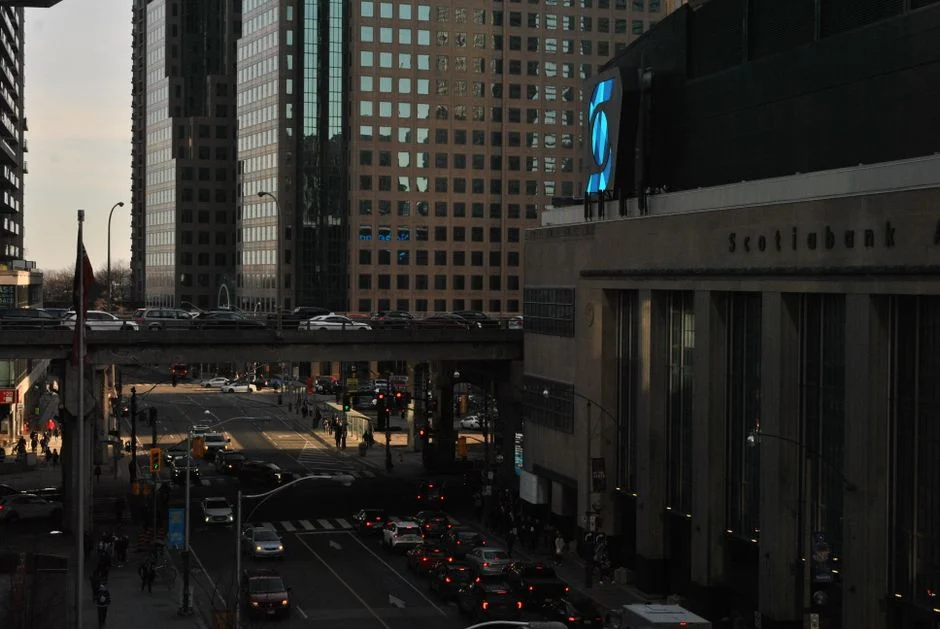 A movimentada cidade de Toronto, um destino ideal para estudantes com perfil corporativo e que buscam networking.